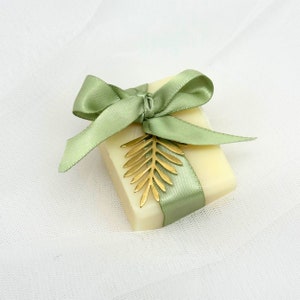 Sapone naturale personalizzato, per matrimonio, battesimo, comunione, evento speciale, diverse profumazioni possibili, 50 gr, fatto a mano, artigianale