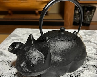 Japanese Cast Iron Teapot Kettle Nambu Nanbu Tekki Tetsubin Kyusu Cat Kitty,japanese art,Kawaii,Gift