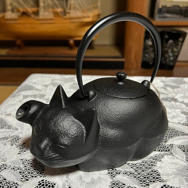 Japanese Cast Iron Teapot Kettle Nambu Nanbu Tekki Tetsubin Kyusu Cat Kitty,japanese art,Kawaii,Gift