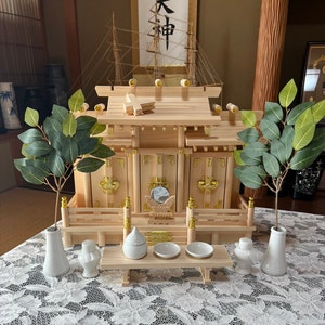 Japan Wooden KAMIDANA Altar Home Size Jinjya SET Shinto Shrine God NEW Size:S