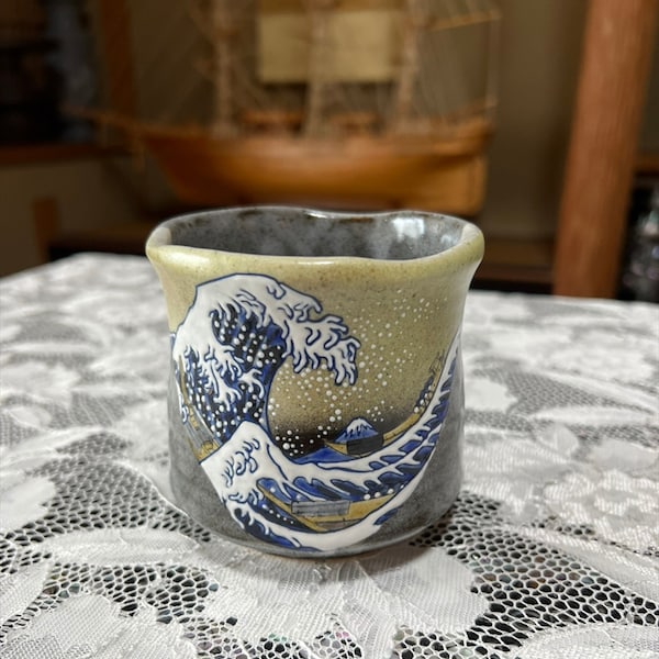 Kutani ware Ukiyo-e Hokusai,Ceramic Cup,Japanese Pottery,Chawan,Japanese Tea Cup,Bowl,japanese decor,Tea cup