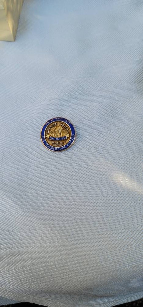 14k Gold Nurses Pin Pace College NY - image 3