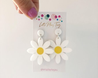 White Daisies