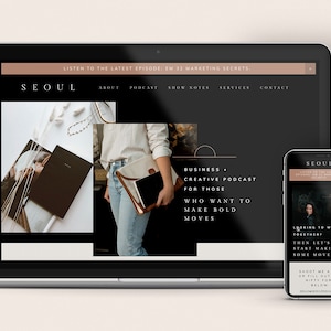 Pode incluir: Um laptop e um smartphone exibindo um site para um podcast de negócios e criativo chamado "Seoul". O site apresenta um fundo preto com texto branco e imagens de uma mulher segurando um caderno e uma mulher com um microfone.
