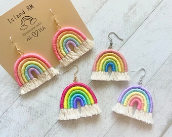 Macrame rainbow earrings / Five-colored rainbow / One order is one pair (2 earrings)