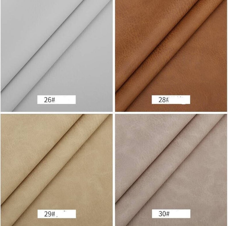 Puede incluir: Cuatro muestras de tela en diferentes colores: gris claro, marr&oacute;n, beige y gris claro con un ligero tono marr&oacute;n. Las muestras est&aacute;n etiquetadas con los n&uacute;meros 26, 28, 29 y 30.