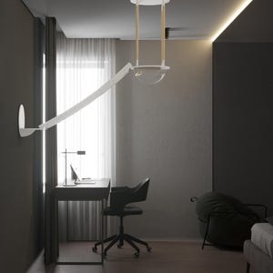 Puede incluir: Diseño interior moderno con escritorio, silla y una lámpara colgante única. La lámpara tiene una base circular blanca, soportes de madera y una pantalla transparente en forma de cuenco. La habitación tiene una estética minimalista con paredes oscuras y una ventana con cortinas transparentes.