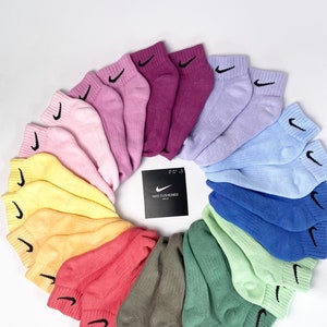 Nike kurze bunte Socken verschiedene Farben Bild 1