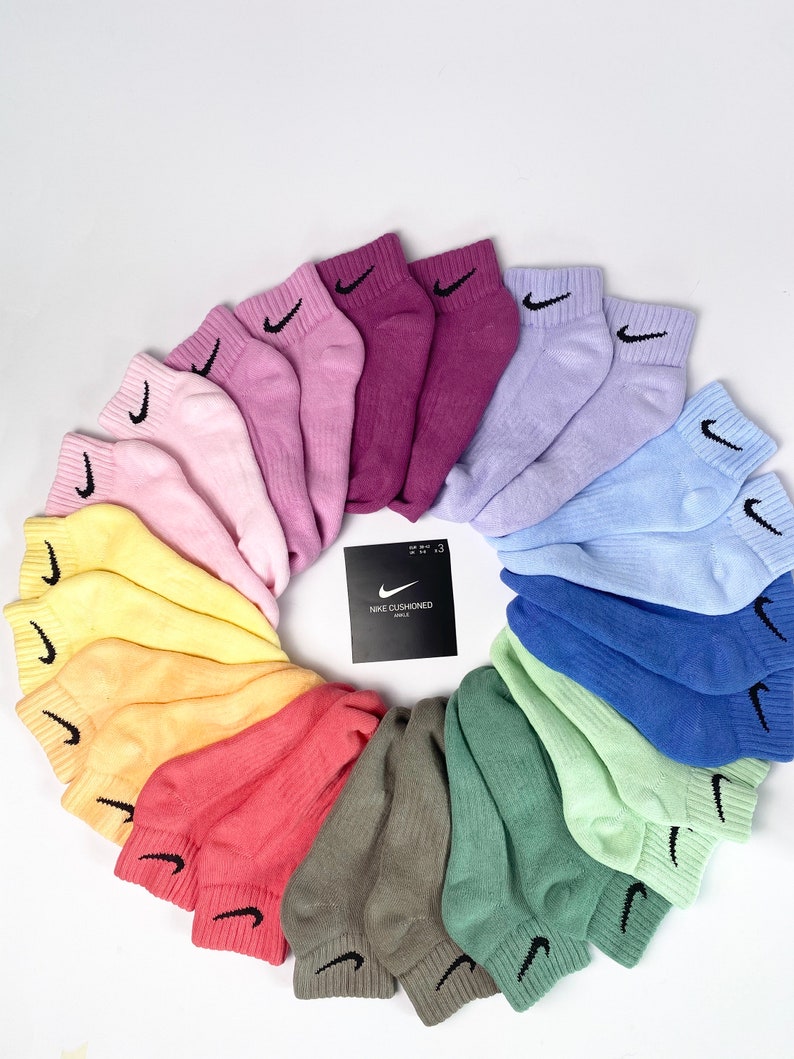 Nike kurze bunte Socken verschiedene Farben Bild 1