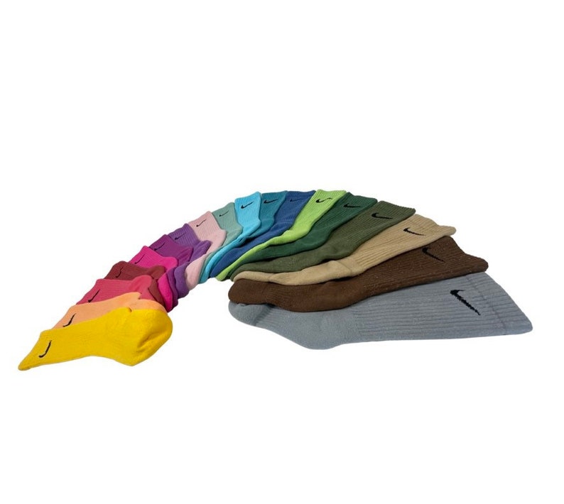 coloured nike socks