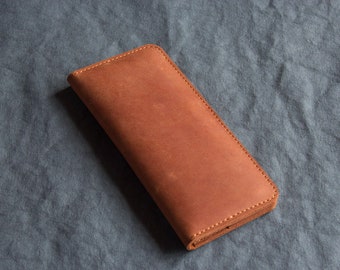 Brown Leather Checkbook Cover with Celtic Rope/Knot Design Leather Check Book Holder Tassen & portemonnees Portemonnees & Geldclips Chequeboekhoezen 
