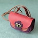 see more listings in the Bolsos de piel para niños section