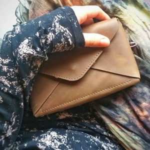 Sac à bandoulière en cuir Petit sac à main pour femme Petite pochette enveloppe Mini portefeuille à bandoulière Porte-monnaie à bandoulière pour téléphone portable