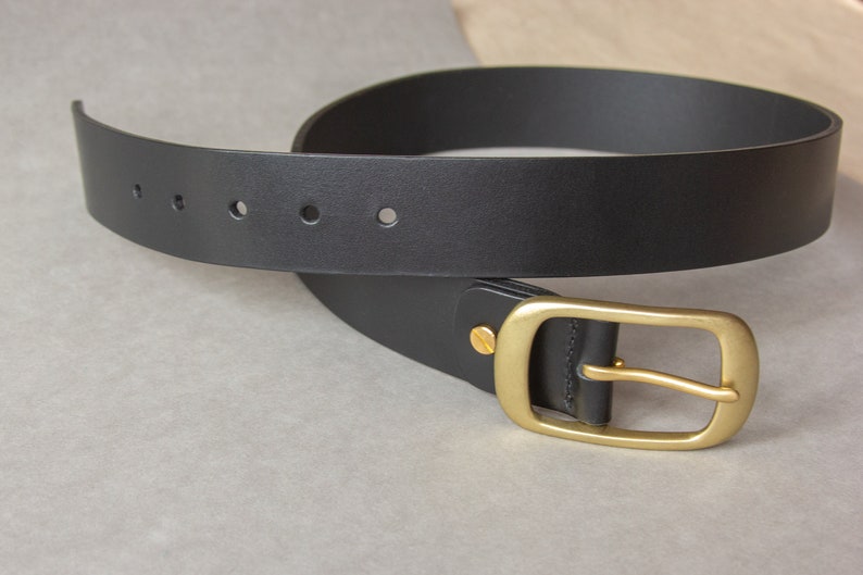 Mens leather black belt High quality brass buckle Womens leather belt