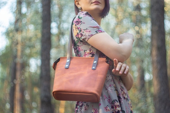 Simple Leather Bag Medium Tote Tan Leather Shoulder Bag 