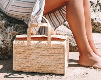 Straw Basket Bag / Summer Bag / Market Bag / French Basket Market / Vegan Bag / Boho Bag / Vintage Bag / Straw Handbag / Woven Handbag