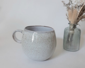 Caneca de café de cerâmica / Caneca cinza e marrom / Caneca irregular / Caneca de café moderna / Caneca rústica / Caneca de cerâmica / Caneca esmaltada / Caneca feita à mão