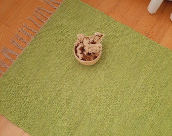 Small Pear Green Rug / Soft Rug / Handmade Rug / Cotton Rug / Bedside Rug / Bathroom Rug / Kitchen Rug / Washable Rug / Room Rug / Bath Mat