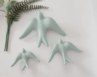 Golondrina verde salvia esmaltada / Cerámica tradicional / Pájaro esmaltado / Golondrinas de cerámica / Decoración de pared de cerámica / Pájaro de cerámica / Decoración de pared / Arte de aves
