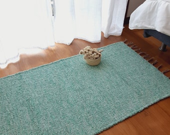 Medium Water Green Rug / Handwoven Rug / Bath Mat / Bedside Rug / Recycled Cotton Rug / Handmade Rug / Soft Rug / Washable Rug / Solid Rug