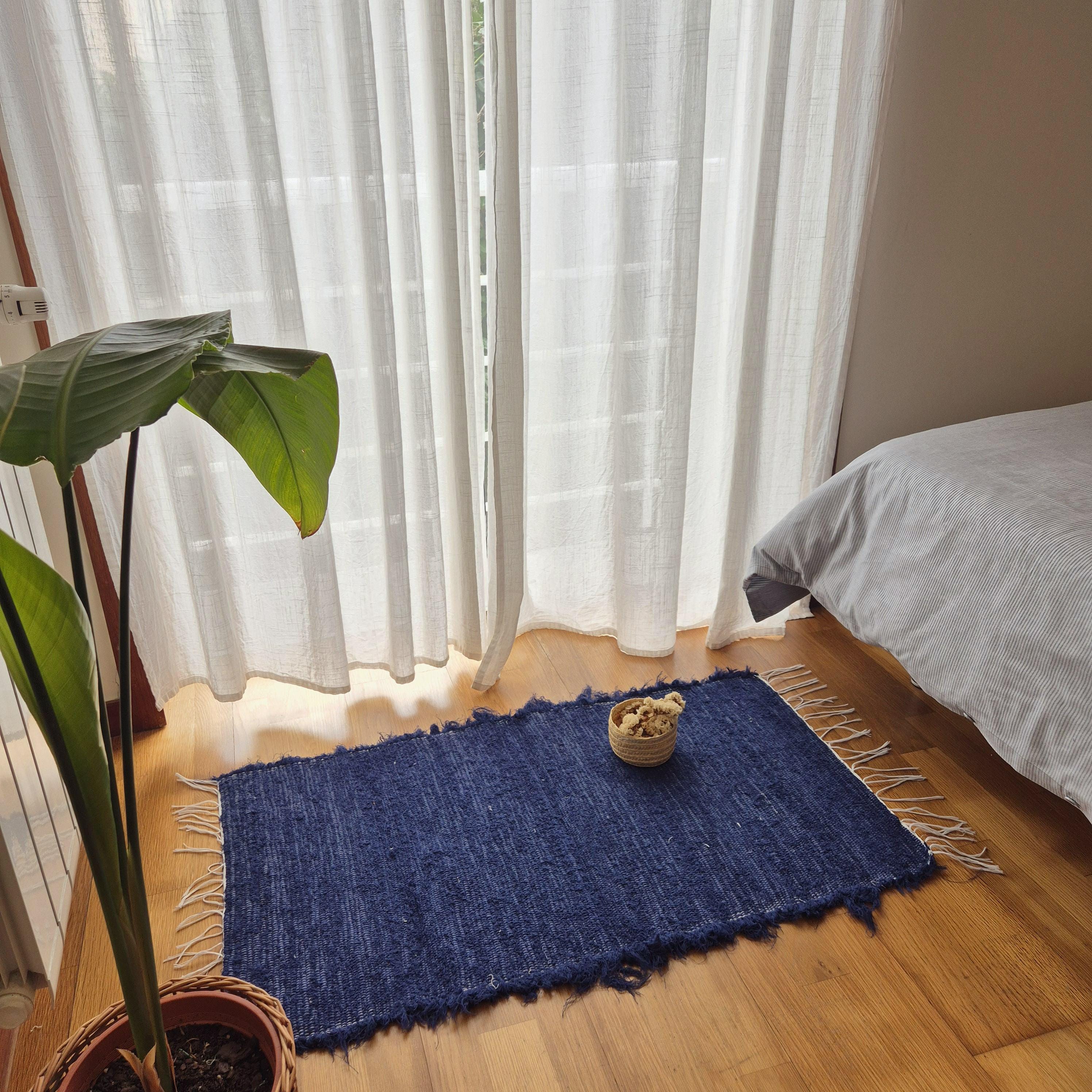 Kleiner Dunkelblauer Teppich / Teppich für ein Bad / Schlafzimmer / Flurteppich / Teppich für Badezimmer / Badezimmer