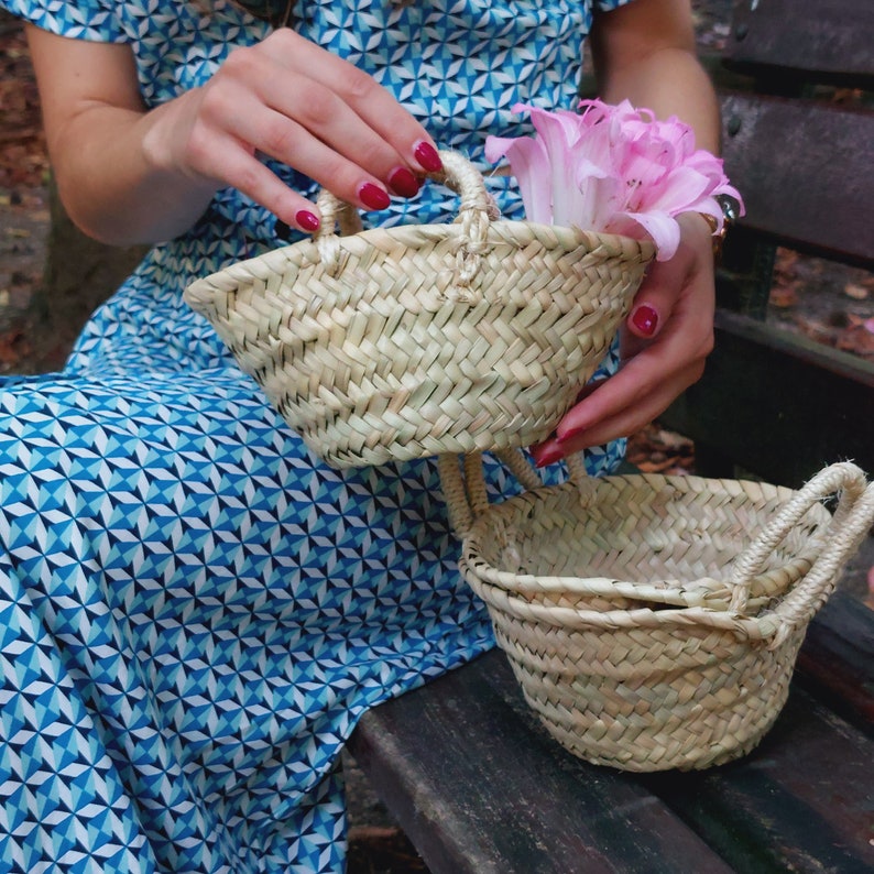 Lot de 3 mini paniers de fleurs/panier bohème/sac panier fleurs filles/petit sac de paille/panier de paille/panier de fleurs de mariage/petit panier image 6