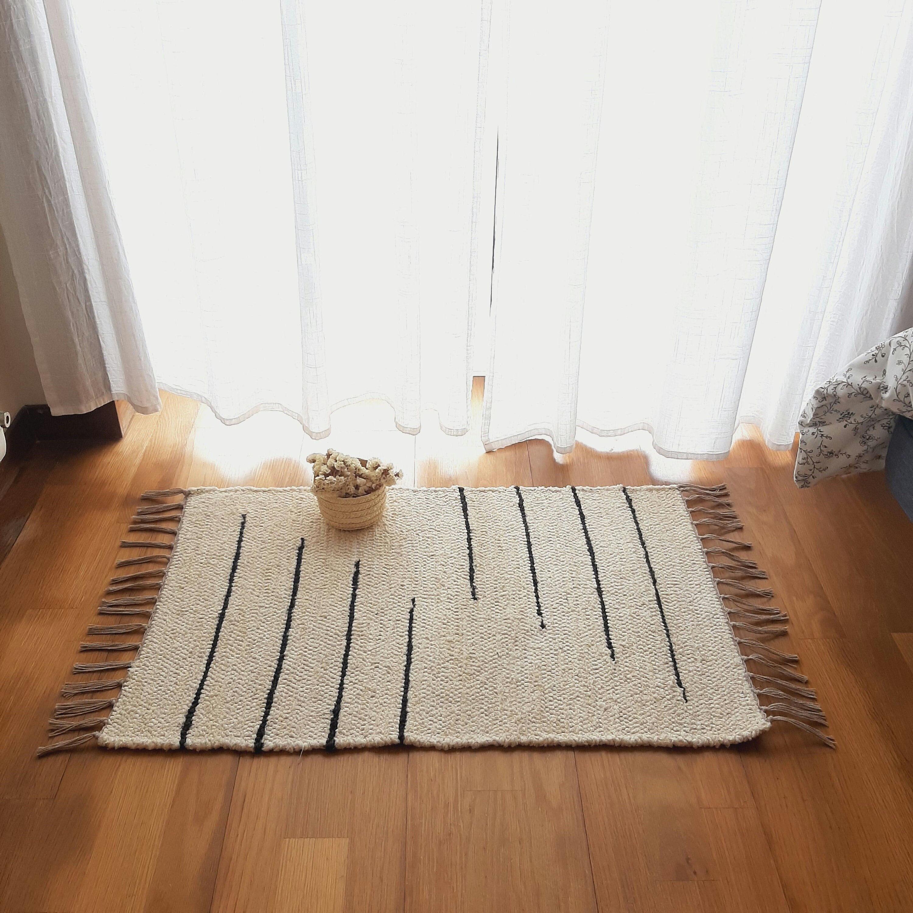 Mini Cream and Black Rug / Cotton Rug / Soft Rug / Nursery Rug / Bathroom Rug / Bath Mat / Minimalist Rug / Shower Mat / Washable Rug