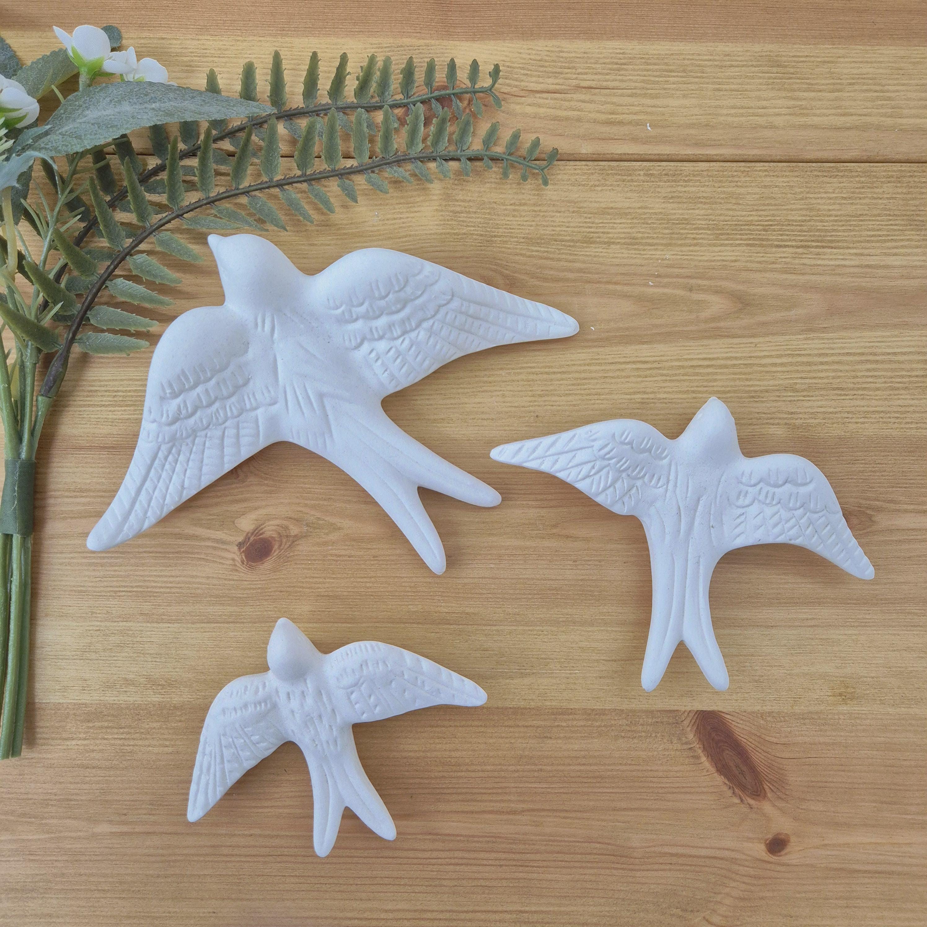 浮き彫りの陶器の鳥 / ペイント / 陶器の置物 / 鳥の置物 / 鳥のアート