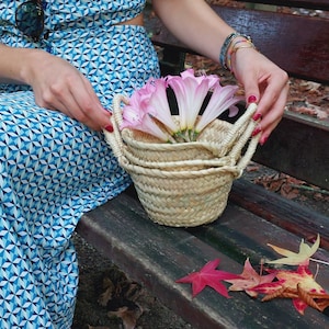 Lot de 3 mini paniers de fleurs/panier bohème/sac panier fleurs filles/petit sac de paille/panier de paille/panier de fleurs de mariage/petit panier image 8