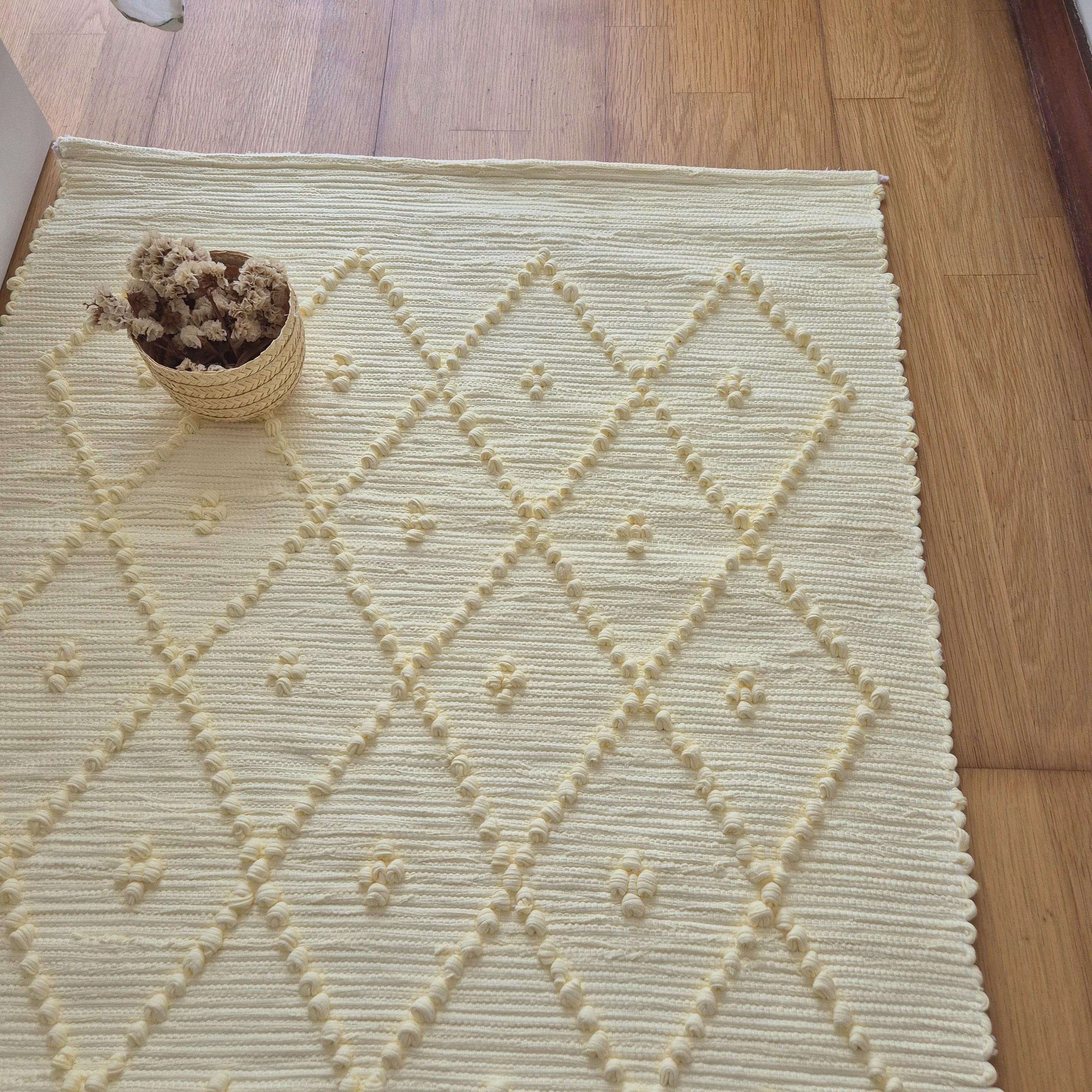 Medium Soft Pastel Yellow Rug 70x140cm / Rug for Bedroom / Bathroom Rug ...
