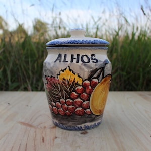Ceramic Garlic Keeper With Lid / Rustic Ceramic Garlic Container / Garlic Pot / Garlic Cellar / Ceramic Ornament / Autumn Decor
