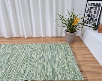 Großer Grün und Weißer Teppich 140 x 200 cm / Wollteppich / Wohnzimmerteppich / Teppich für Schlafzimmer / Boho Teppich / Teppich für Esszimmer