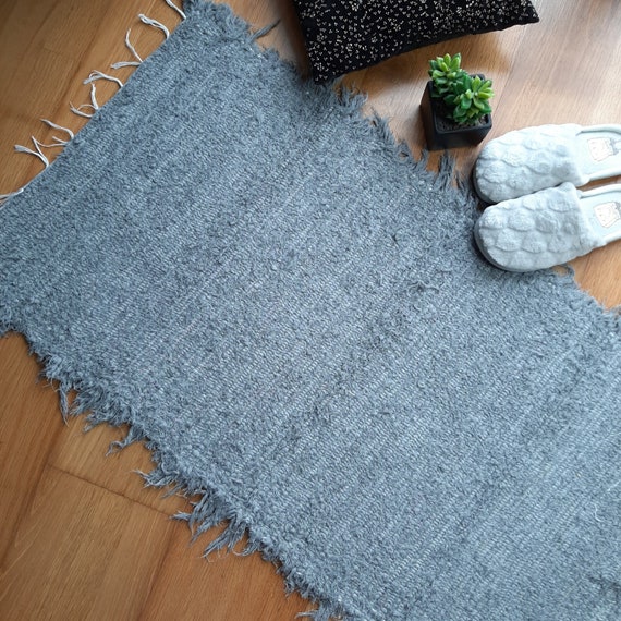 Small Handwoven Grey Rug / Soft Rug / Chunky Rug / Cotton Rug / Bath Mat / Bedside Rug / Kitchen Rug / Washable Rug / Hallway Rug / Boho Rug
