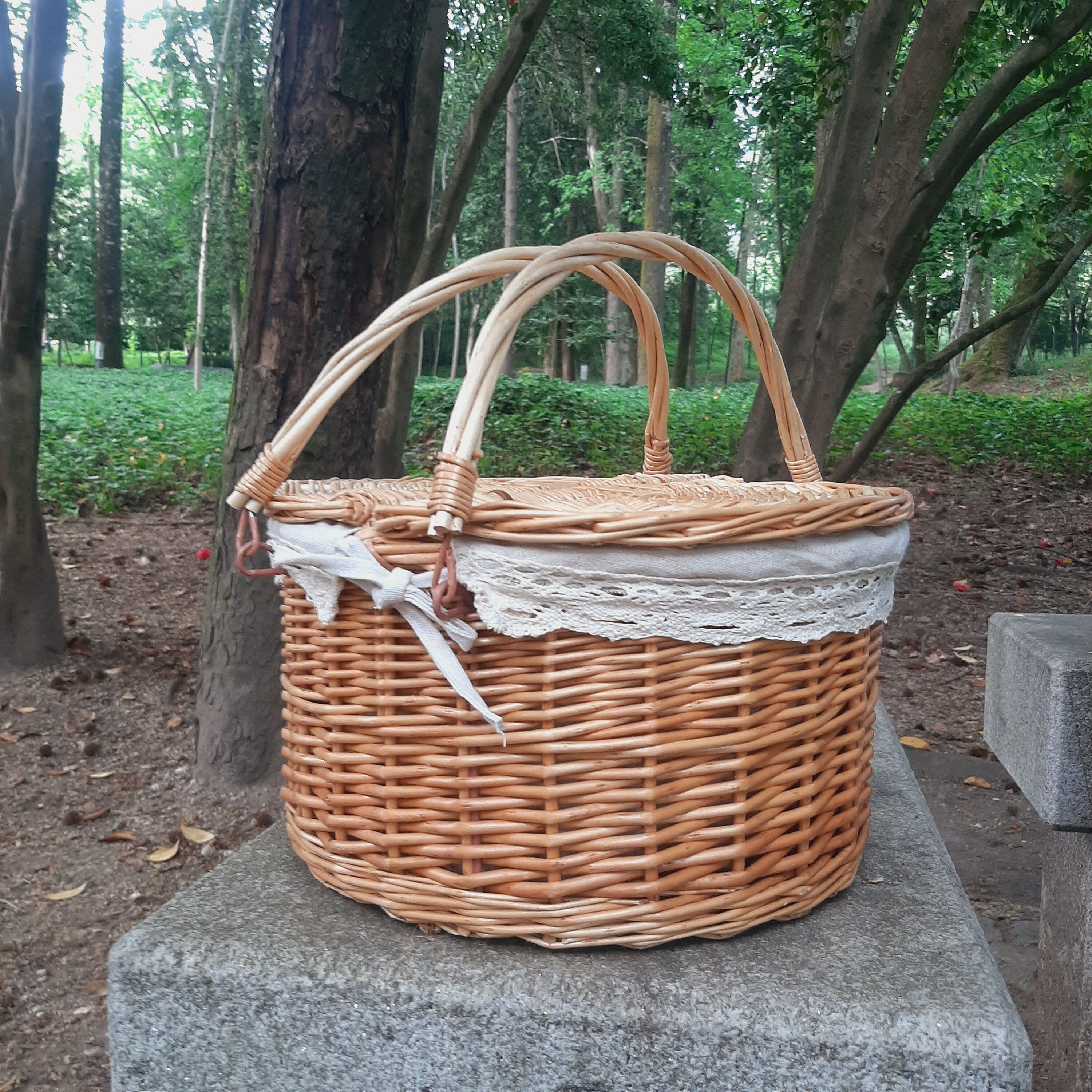 美品　Vintage picnic basket Round Picnic Basket / Wicker Picnic Basket / Picnic Basket With