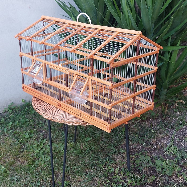 Get to know our Stainless Steel Bird Cages - FreedomCage.com - Handcrafted Birdcage With Macaw Bars