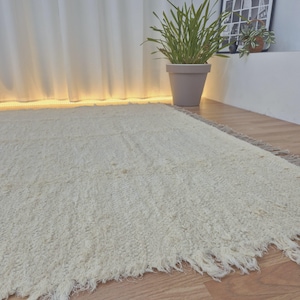 Extra Large Cream Rug With Tassels 200x300cm / Recycled Cotton Rug / Soft Rug / Handwoven Area Rug / Rugs for Living Room / Robust Rug image 9