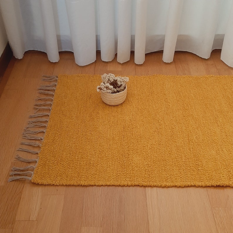 Alfombra amarilla mostaza pequeña / alfombra suave / alfombra de algodón / alfombra de baño / alfombra junto a la cama / alfombra de cocina / alfombra lavable / alfombra de pasillo / alfombra vintage / alfombra de trapo imagen 3