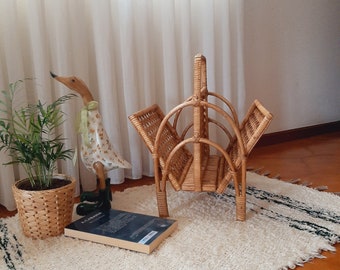 NVOQILIN Porte-revues Tissé à La Main - Panier De Rangement Élégant Pour Livres, Journaux Et Magazines, Salon, Bureau, Crèche (Marron) Organisateur Magazines Romantique