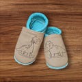 Leather slippers, crawling shoes, baby shoes, slippers with the name Dinos product logo