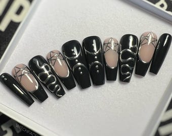 Press on nails, gothic press ons, witchy press ons, pagan, pentagram nails, pagan witch, snake press ons, moon nails, black press on nails