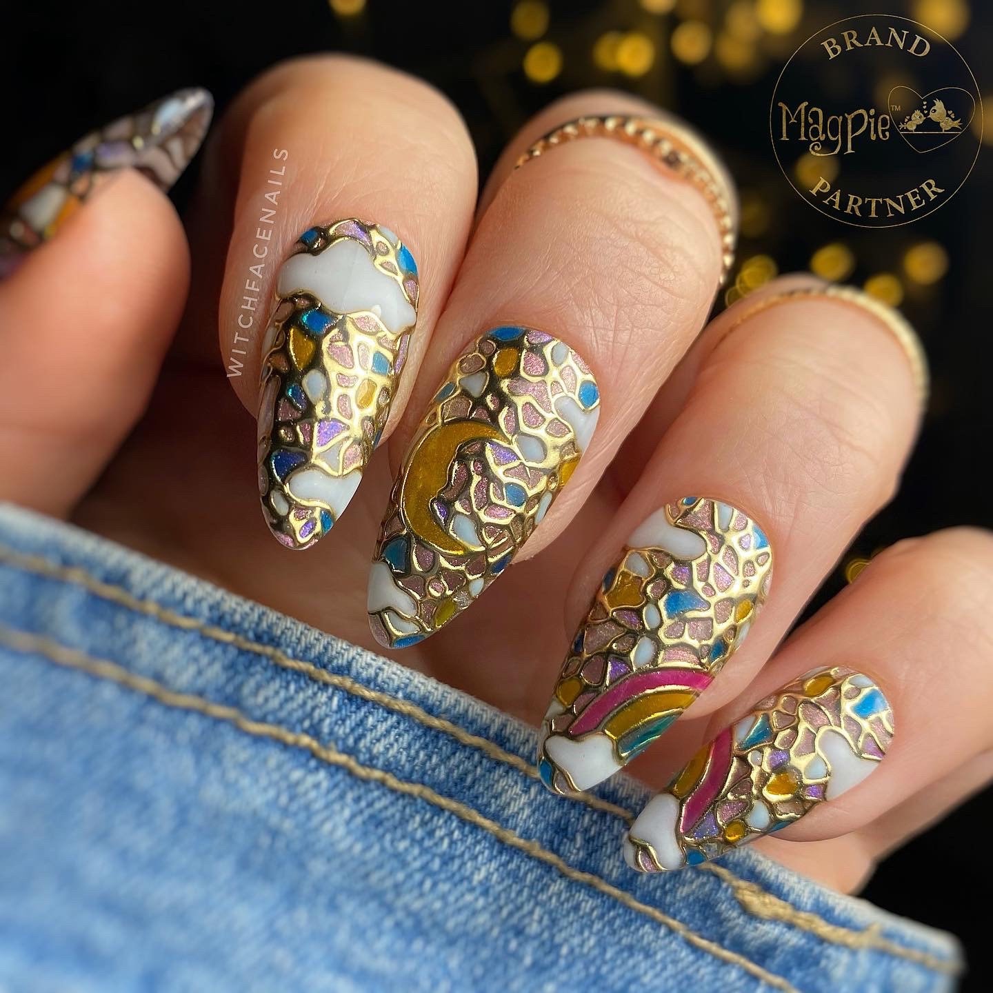  Gold Nail Foil Transfer Stickers Nail Art Supplies Holographic  Laser Star Moon Flower Heart Abstract Face Designer Nail Stickers 3D  Glitter Line DIY Design Manicure Accessories Decoration 16 Sheets : Beauty