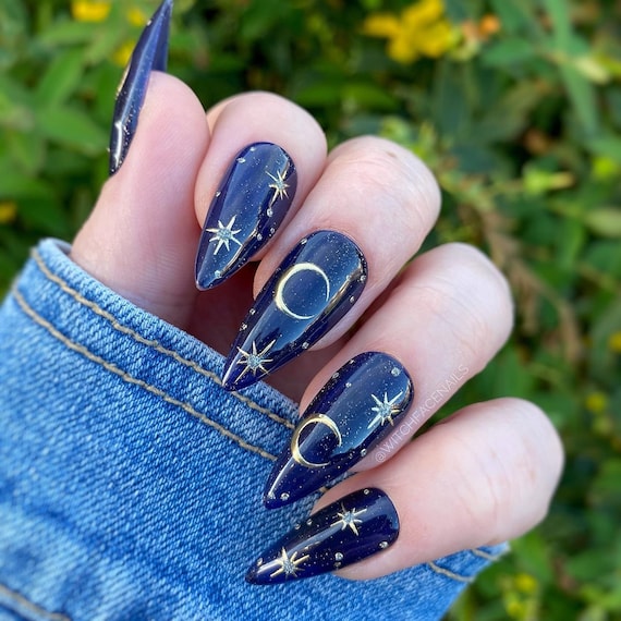 Dark Star Shiny Nails Set Dark Star Shiny Nails Set
