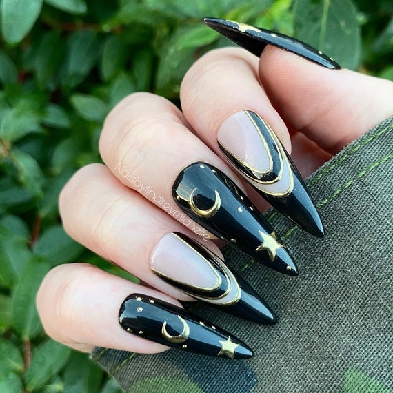 Press-On Nails Bad Witch Kit