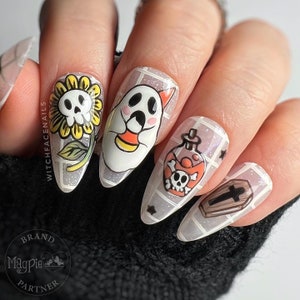 Press on nails, Halloween press ons, fall nails, autumn nails, ghost nails, spooky, pumpkin nails, costume, autumnal nails, cute nails, moon