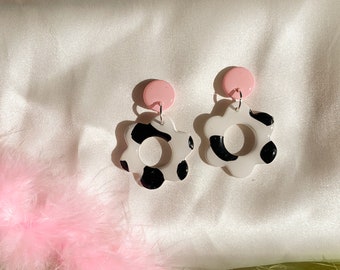 Cow Print Retro Earrings / Cow Print Earrings / Flower Power / 1970s / 70s earrings