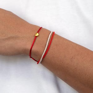 Pulseira de coração em ouro maciço 24k, pingente de coração em ouro puro 999,9, cordão vermelho ou preto, 0,30 gramas, joia minimalista, presente para ela. imagem 2