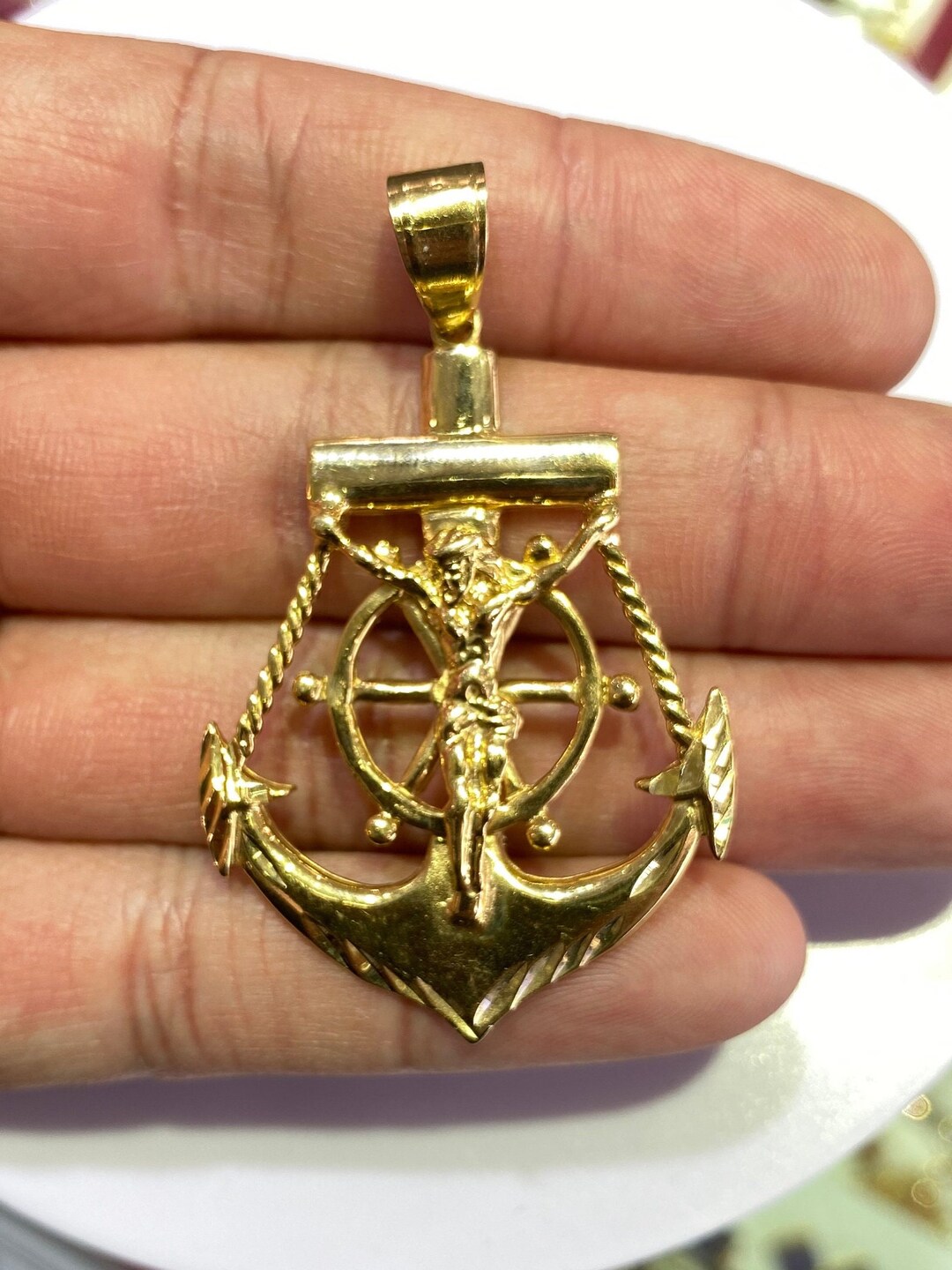 14k Solid Yellow Gold Mariner Cross Pendant, Jesus Christ Crucifix ...