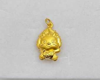 Ciondolo a forma di drago carino in oro giallo massiccio 24k, ciondolo a forma di drago 3D in oro puro 999,9 per collana, drago sorridente con pesce koi, 3,75 grammi