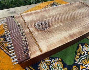 Concert and Body Om Monochord 37 Strings – Sound Therapy & Meditation