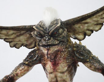gremlin lifesize resin  1/1 scale maquette hand painted